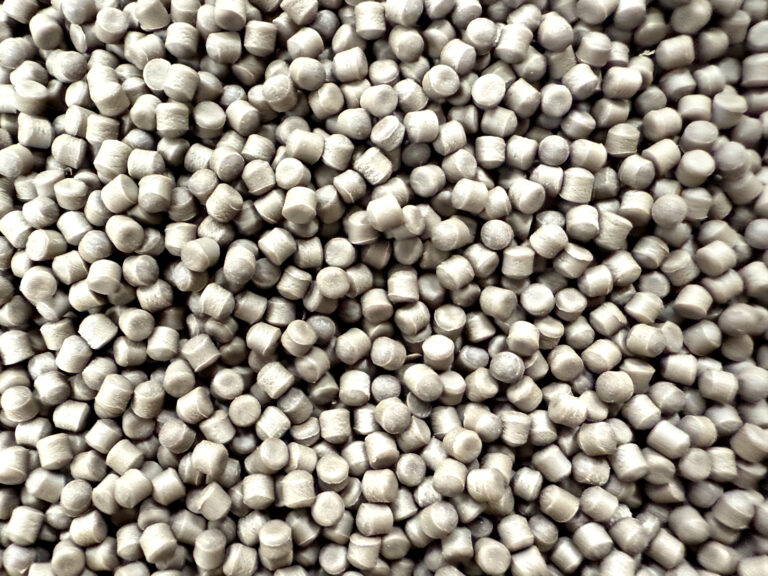 Granulés de compound biosourcé Biomera pour injection et extrusion